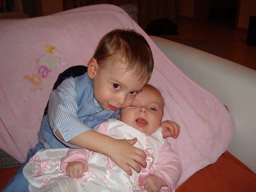 Ich liebe meine kleine Schwester! :knuddel