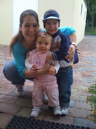 Sean geht mit Mama in den KG., Aliyah zur Oma